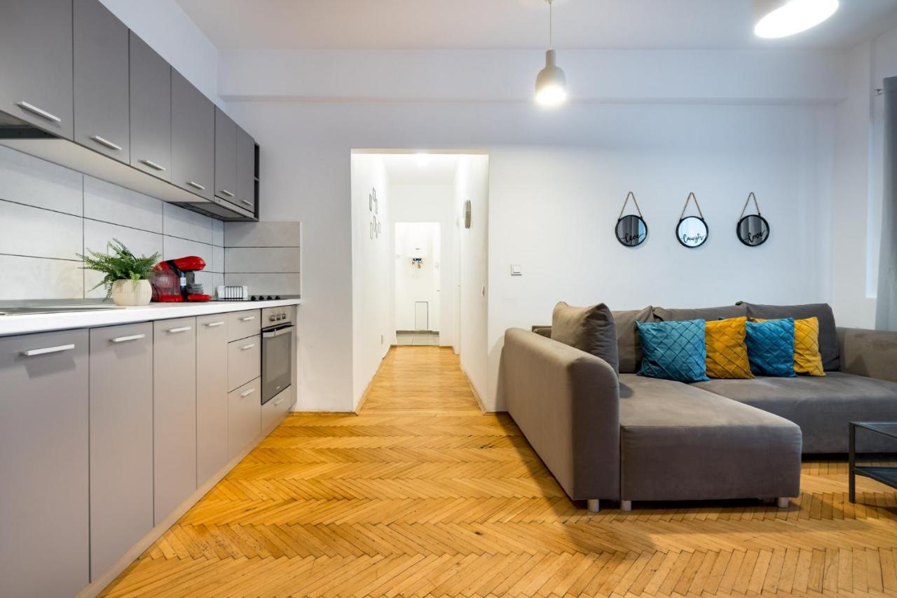 Aonia 2Bdr Apartment - P-Ta Romana View Boekarest Buitenkant foto