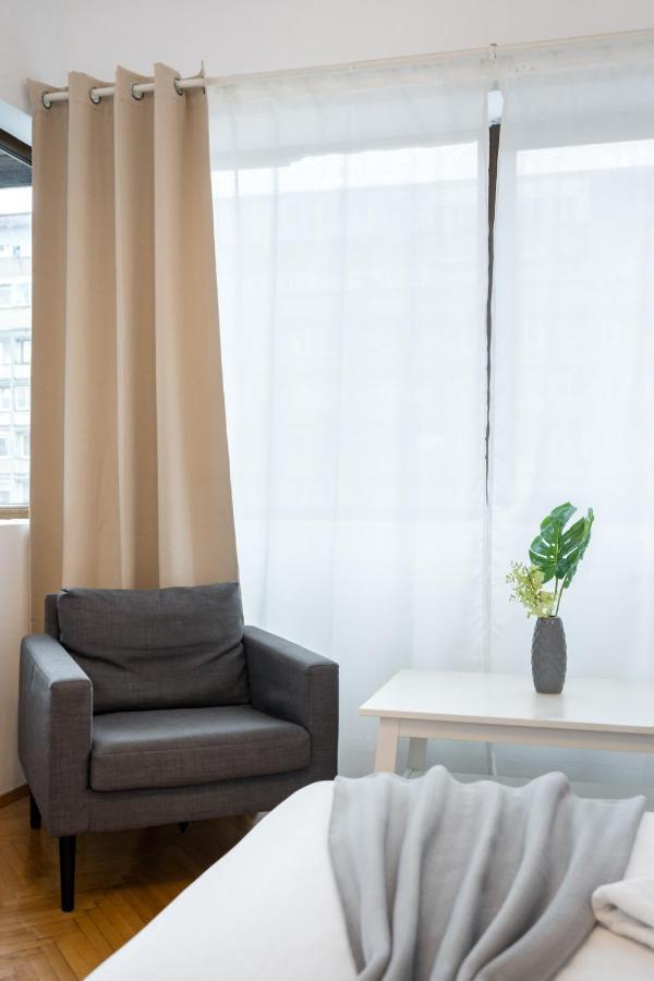 Aonia 2Bdr Apartment - P-Ta Romana View Boekarest Buitenkant foto