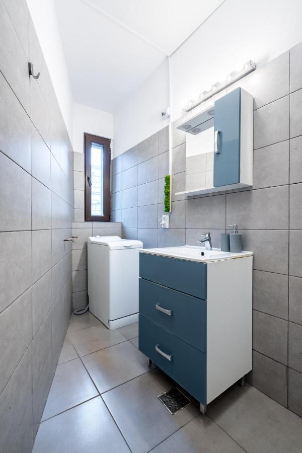 Aonia 2Bdr Apartment - P-Ta Romana View Boekarest Buitenkant foto