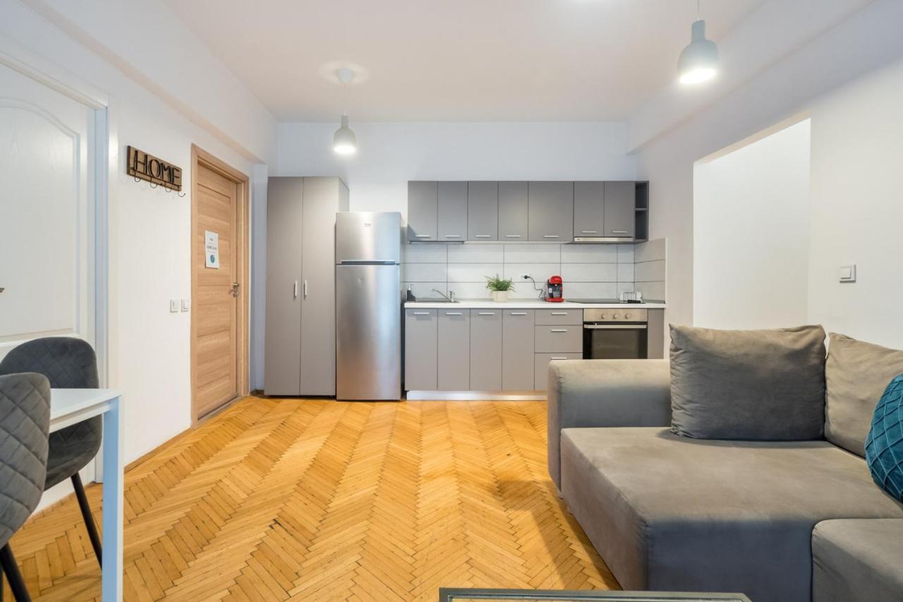 Aonia 2Bdr Apartment - P-Ta Romana View Boekarest Buitenkant foto